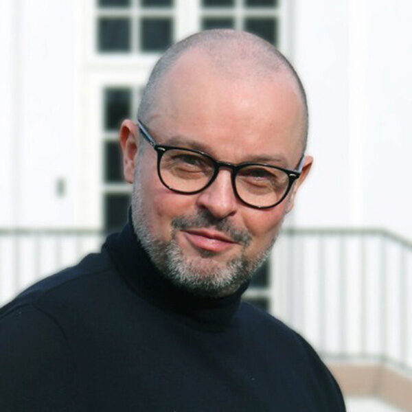 lars intramanager aspect ratio 600 600